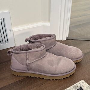 UGG Ultra Mini in Sugar Plum